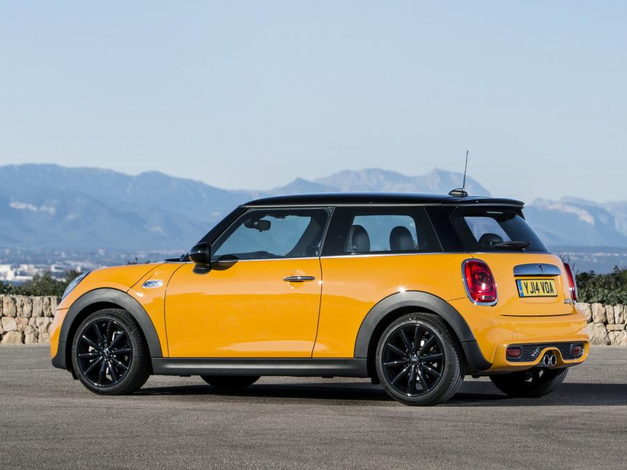  Mini Cooper S 2014 года  (UK) (фото 27 из 30)